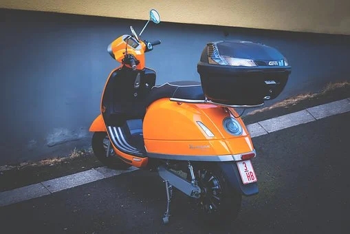 電動(dòng)車1.webp.jpg